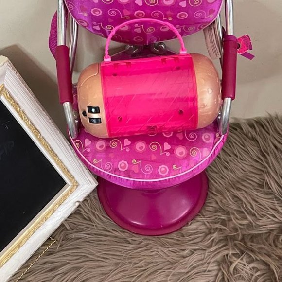 2 LOL Surprise Capsules - One Doll - Picture 2 of 9